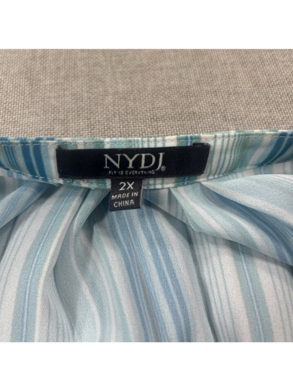 NYDJ Not Your Daughters Jeans Women’s Size 2X Pullover Tunic Top Blue Stripe - Picture 5 of 8